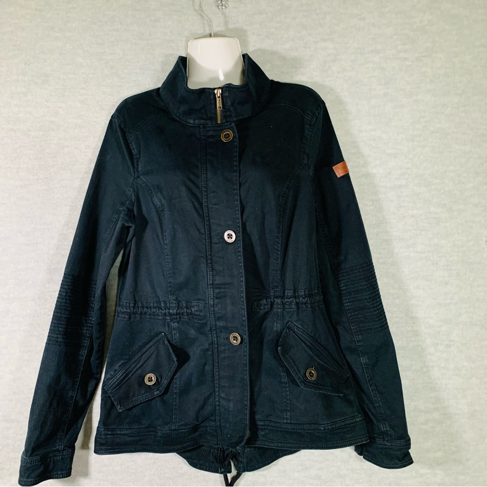 Hillister Woman Medium Black Light Zip/Button Long Sleeve Jacket
